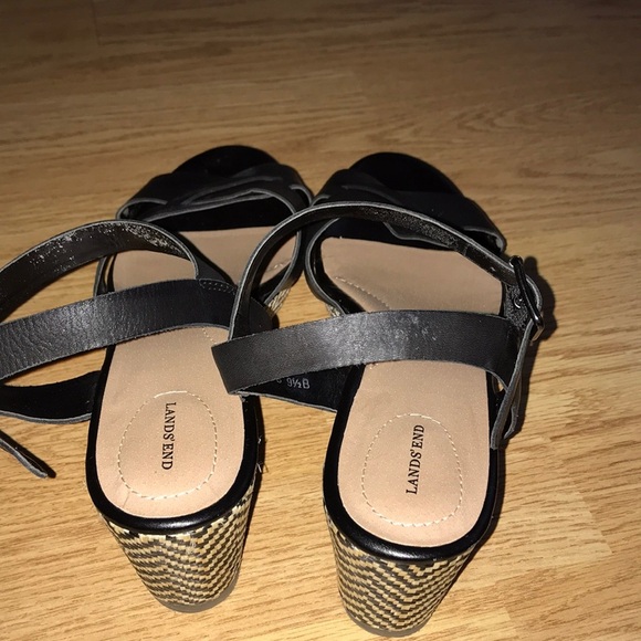 Lands’ End low woven wedge ankle strap sandals 9.5 - Picture 4 of 8